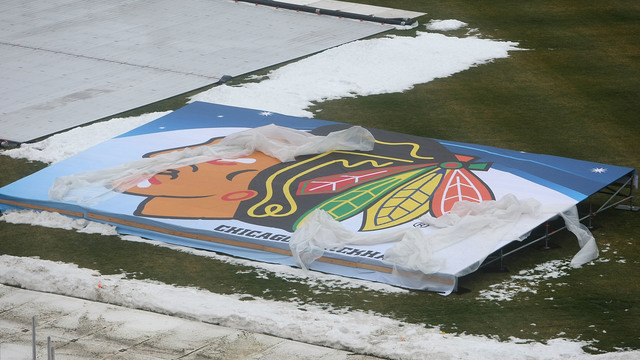 Twitter reacts to Blackhawks getting yet another outdoor game