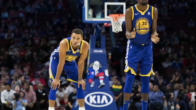 Warriors show signature brilliance and apathy in comeback win vs. Sixers
