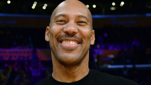 LaVar continues Trump feud with CNN interview
