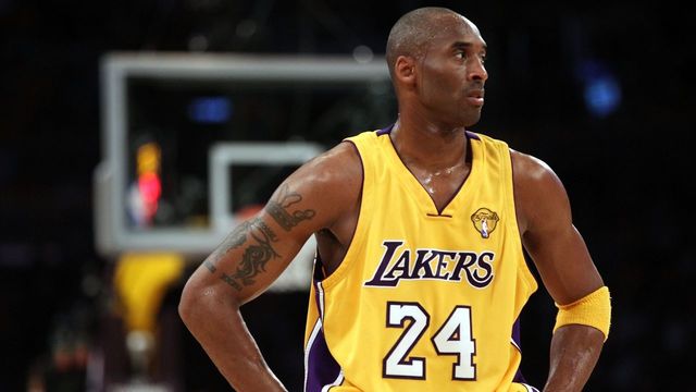 Watch: Kobe's 2010 Finals warmup jersey surfaces on 'Pawn Stars'