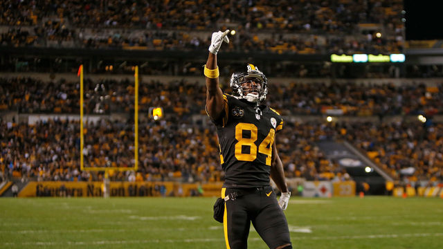 Favorites, underdogs, and long shots: How to bet the top 5 NFL player props