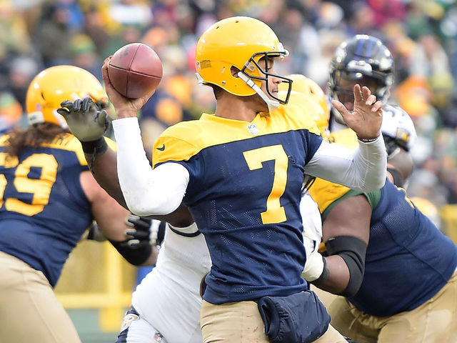 Wisconsin pub's 'free beer until Packers score' special proves costly