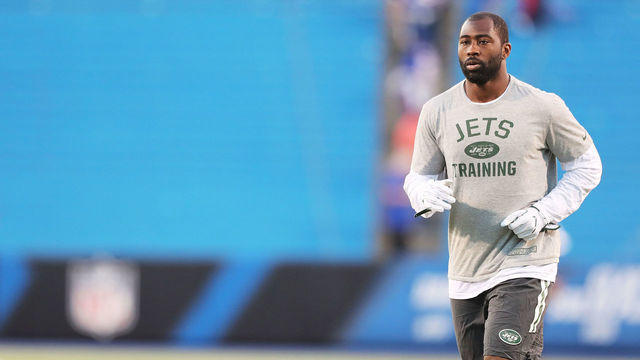 Revis signs 1-day contract to retire with Jets