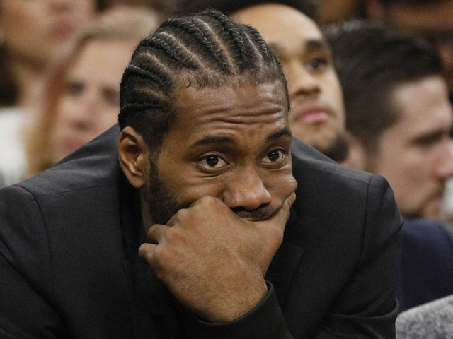 Popovich has 'never' seen quad injury like Leonard's