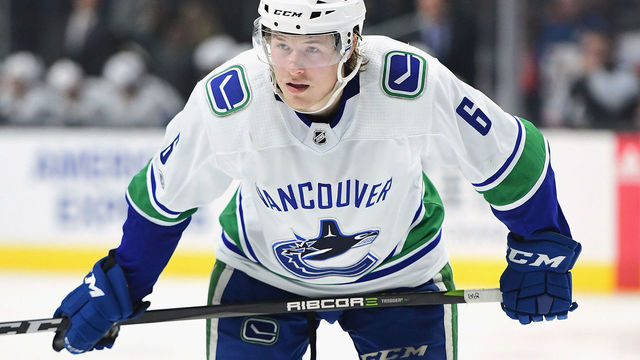Rookies steal spotlight on jam-packed night of hockey