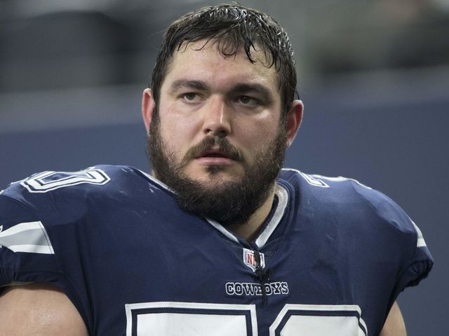 Cowboys' OL takes another hit, Martin exits vs. Chargers with concussion