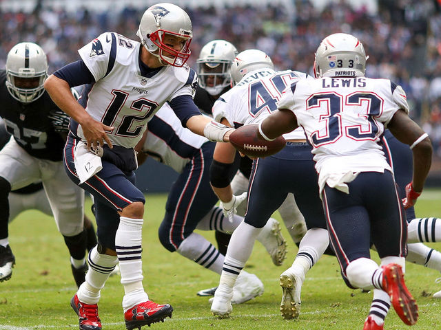 Fantasy: Start, Sit, Stash, Quit - Week 12