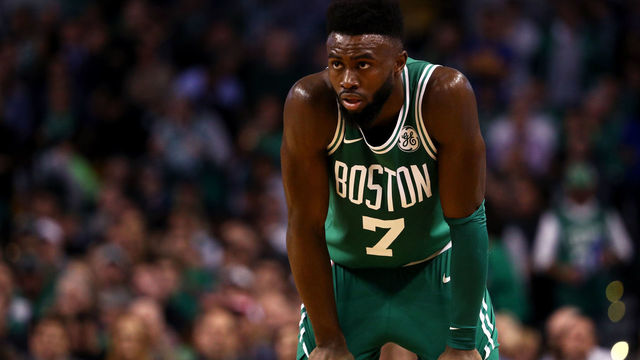 Watch: Celtics' Brown practices in snowstorm