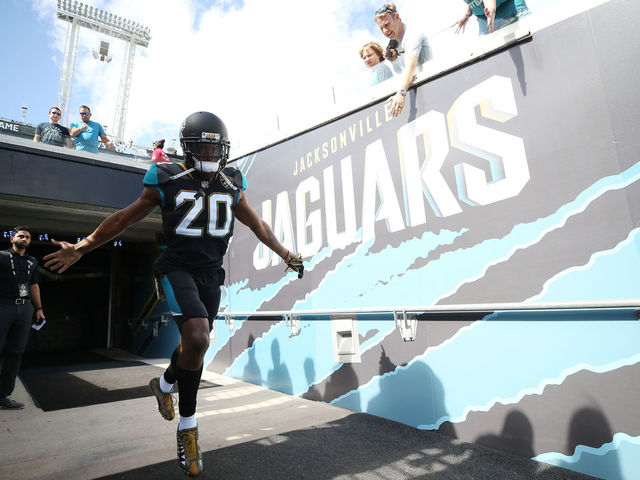 Report: Jaguars' Ramsey likely to play vs. Cardinals despite hand injury
