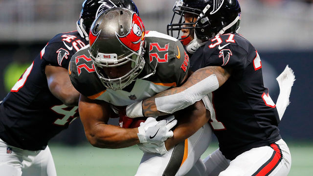 Buccaneers' Martin ruled out due to concussion
