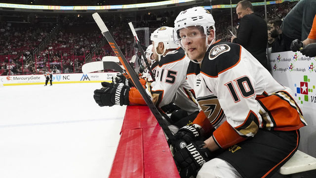 Ducks apologize for 'insensitive' video featuring naked Kesler