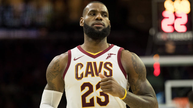 LeBron ejected for 1st time in career vs. Heat