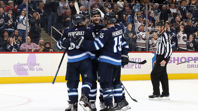 Jets explode for 7 unanswered goals