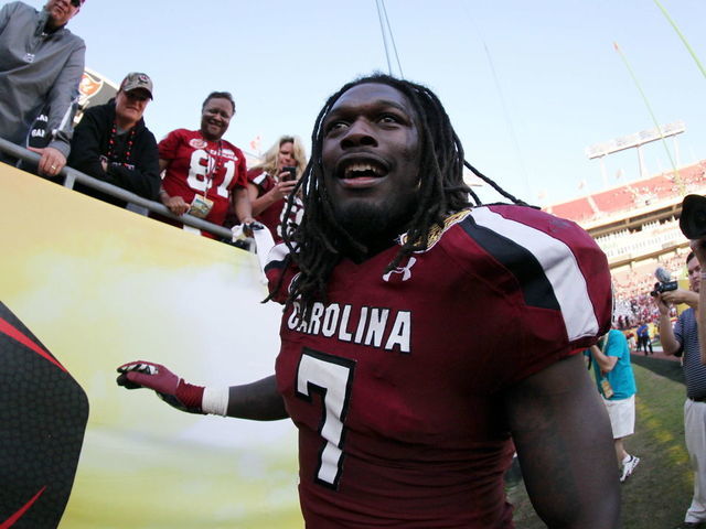 South Carolina to retire Jadeveon Clowney's No. 7 jersey