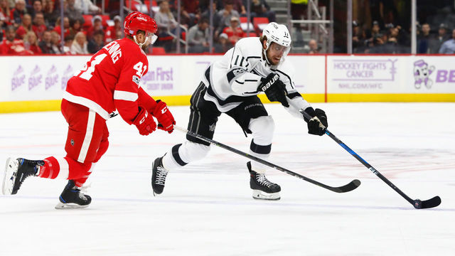 Kopitar matches goal total from last season in 51 fewer games