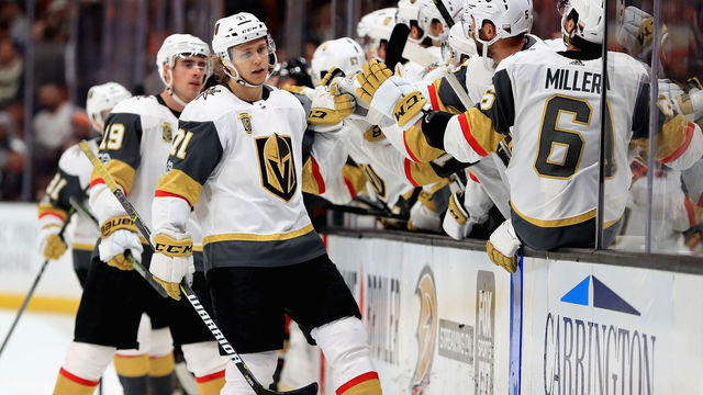 Golden Knights become 1st team to win 6 straight in inaugural season