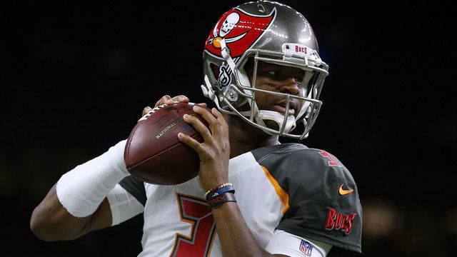 Buccaneers' Koetter names Winston starter vs. Packers