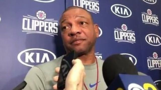 Doc pays no heed to 'internet people' calling on ailing Clippers to rebuild