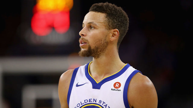 Curry has 'significant swelling' in ankle, will miss at least 2 weeks