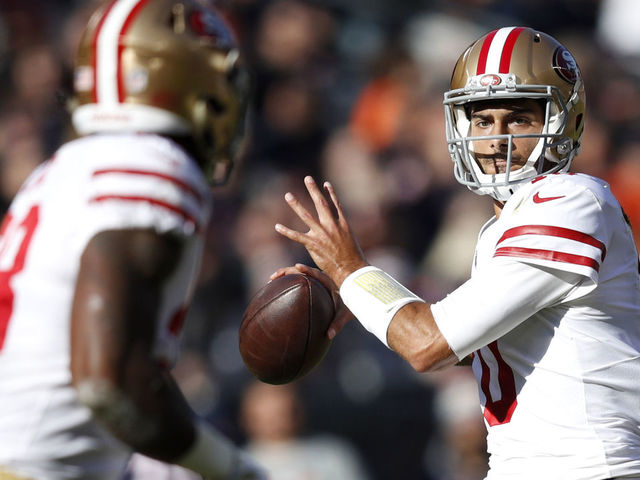 Garoppolo lifts 49ers to win over Bears in 1st start