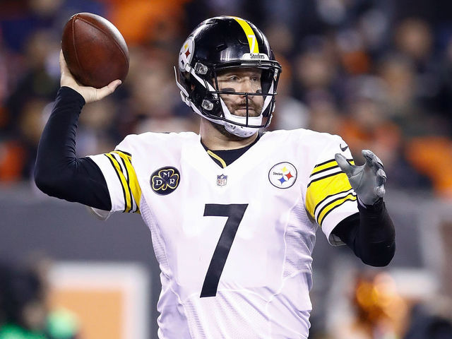 Steelers engineer 4th-quarter comeback to knock off Bengals in violent win