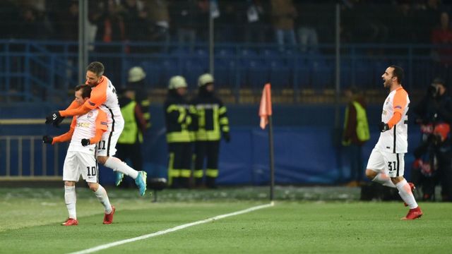 Shakhtar stuns Manchester City, condemns Napoli to Europa League