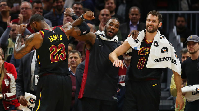 Cavs come back vs. Kings, tie franchise record with 13th straight win