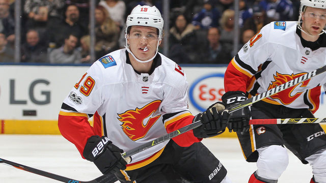 Flames' Tkachuk set for hearing after spear vs. Leafs
