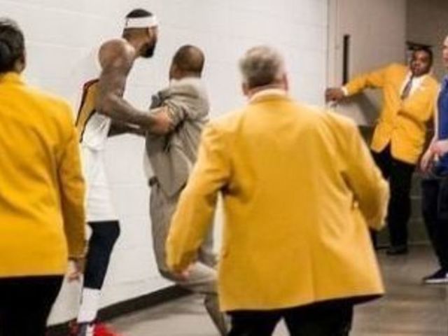 Cousins had to be restrained from going after Durant after ejections