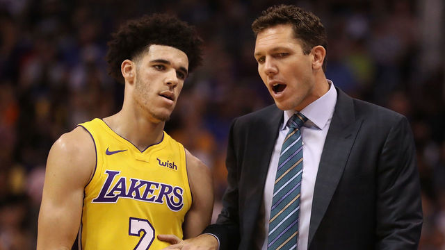 Walton shuts out LaVar: We're not interested in parents' opinions