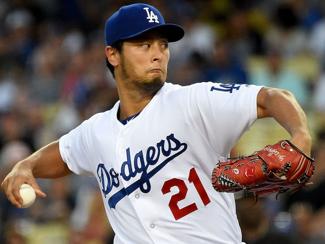 Report: Astros showing interest in Darvish, Arrieta