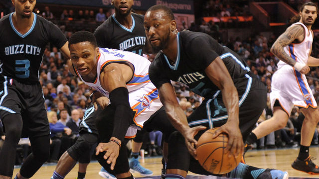Westbrook's dunk ignites Hornets, not Thunder in another OKC loss