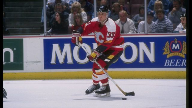 Longtime NHLer Zarley Zalapski dies at 49