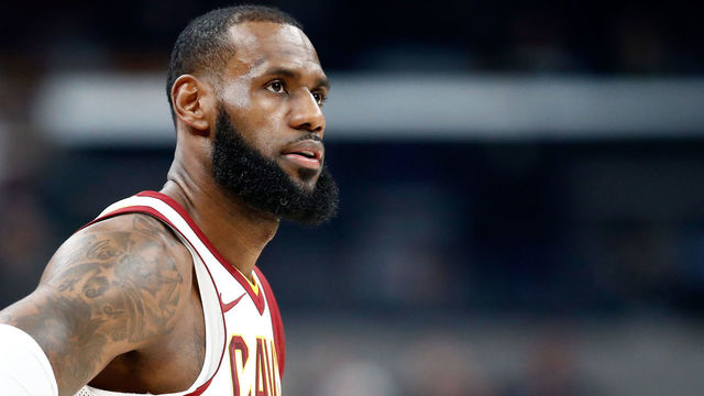 LeBron rants about refs after Durant foul fiasco