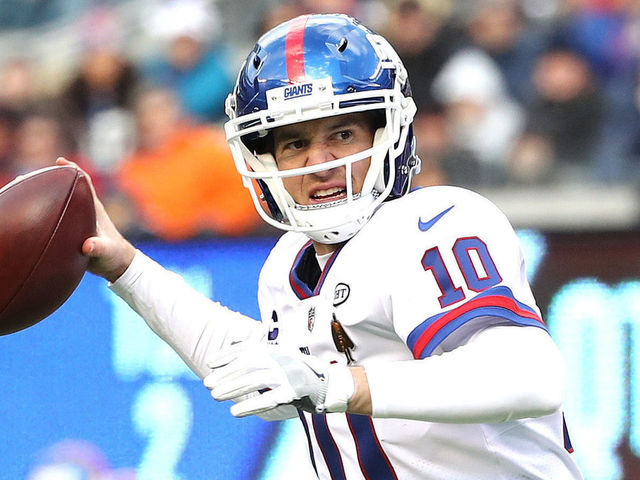 Giants' Shurmur backs Eli Manning in introductory press conference