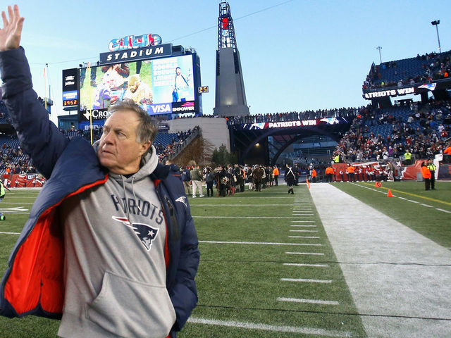 Patriots, Vikings open as favorites for conference championship games