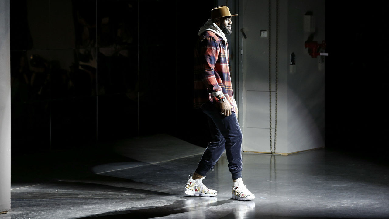 lebron 15 with jeans