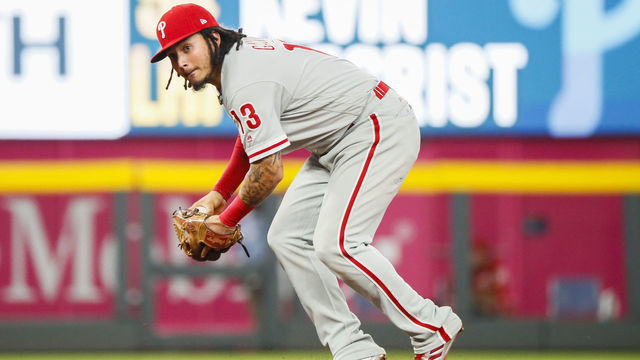 Phillies trade Freddy Galvis to Padres