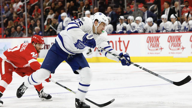 Leafs' offense falls flat again in loss to Red Wings