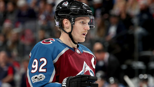 Watch: Landeskog pots hat trick vs. league-leading Lightning