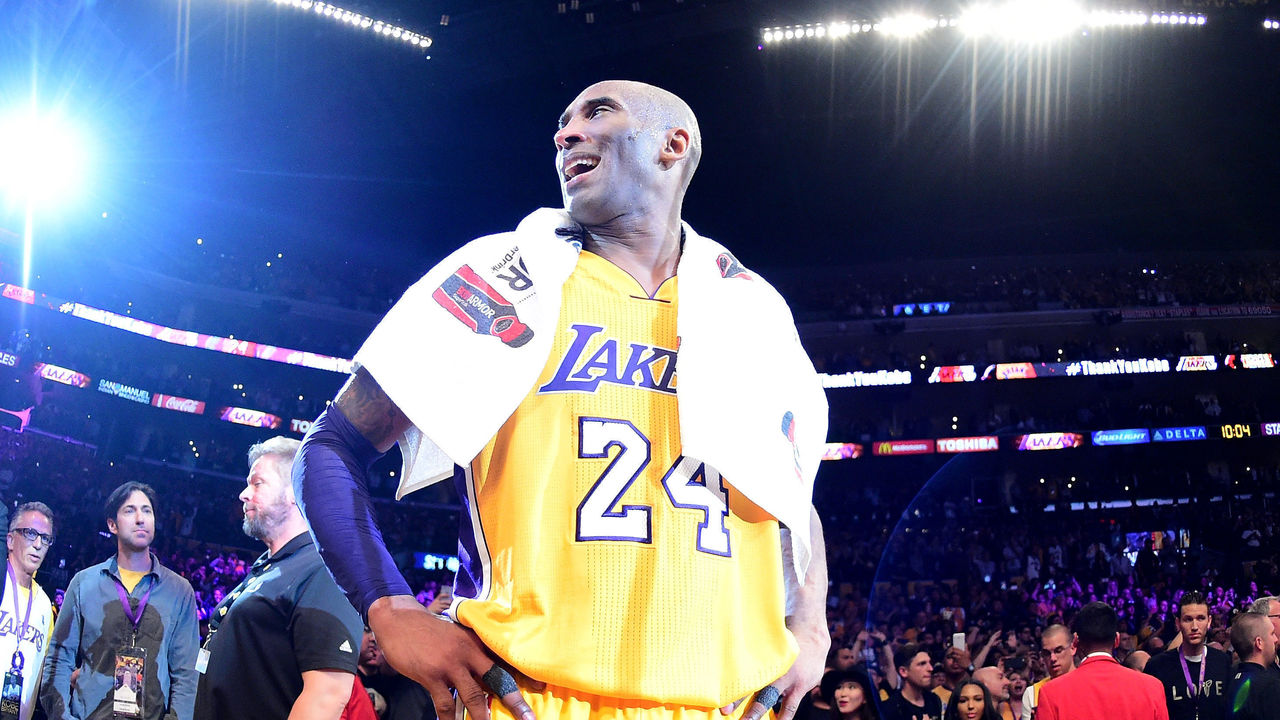 Metrics 101: Was Kobe Bryant Better Wearing No. 8 or No. 24