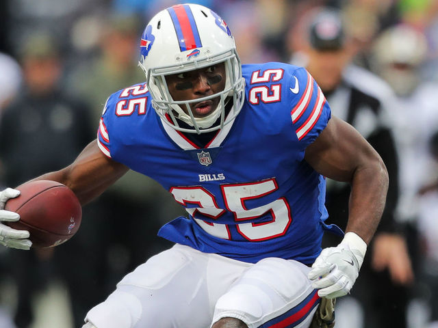 Report: McCoy expected to be game-time decision vs. Jaguars
