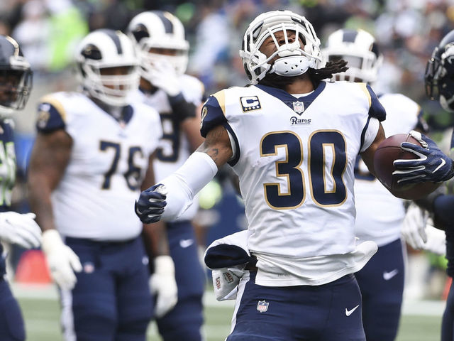 Watch: Gurley scores 3rd TD to give Rams commanding lead at halftime