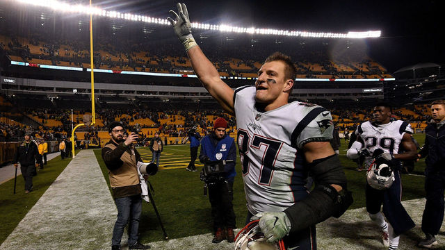 The last 2 minutes of Patriots-Steelers were absolutely bonkers