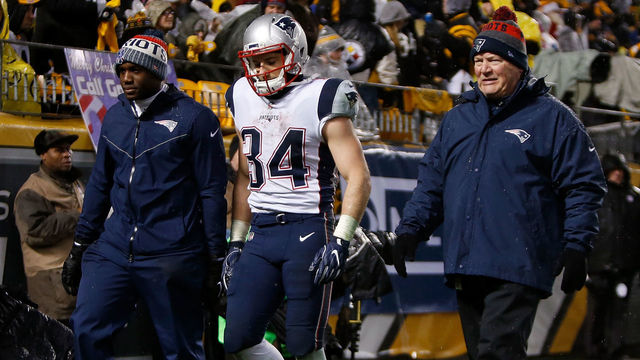 Report: Patriots believe Burkhead has sprained knee