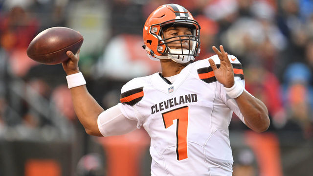 Report: Packers trade former 1st-rounder Randall to Browns for Kizer