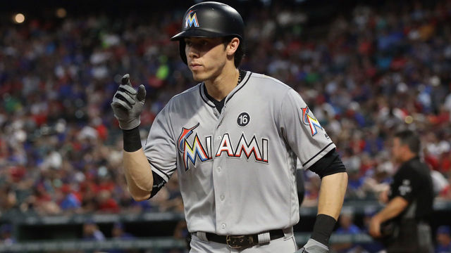 Report: Unhappy Yelich willing to let Marlins explain themselves