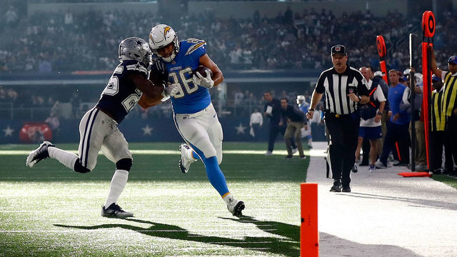 Chargers' Henry suffered small laceration in kidney, status unknown