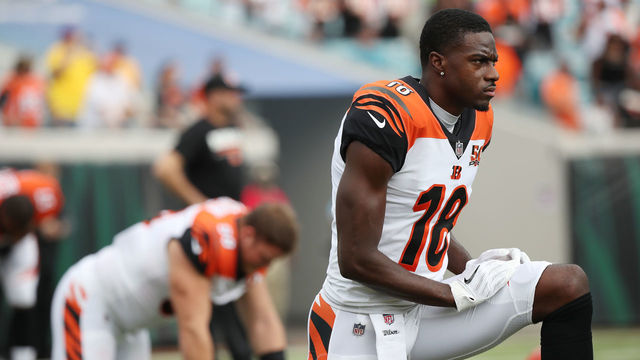 JACKSONVILLE, FL - NOVEMBER 05: A.J. Green #18 of the Cincinnati Bengals works out on the field prior to the start of their game against the Jacksonville Jaguars at EverBank Field on November 5, 2017 in Jacksonville, Florida. (Photo by Logan Bowles/Getty Images)