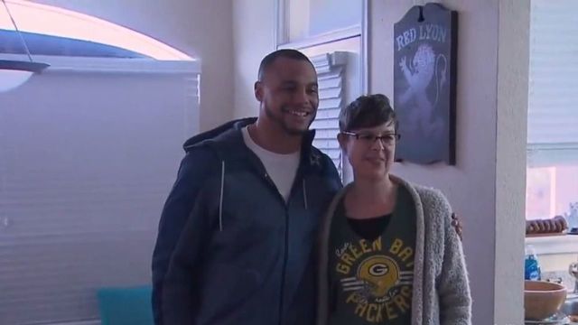 Watch: Prescott brings groceries to prize winner, discovers she's a Packers fan